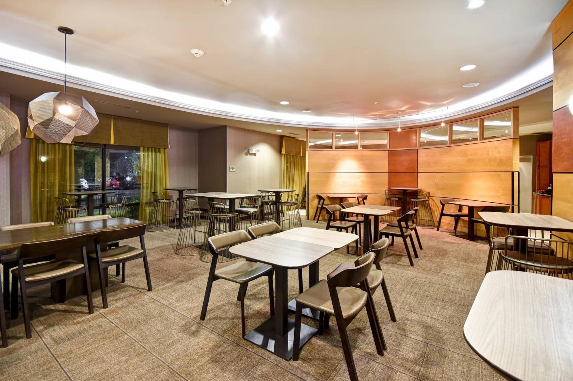Springhill Suites Louisville Airport מראה חיצוני תמונה